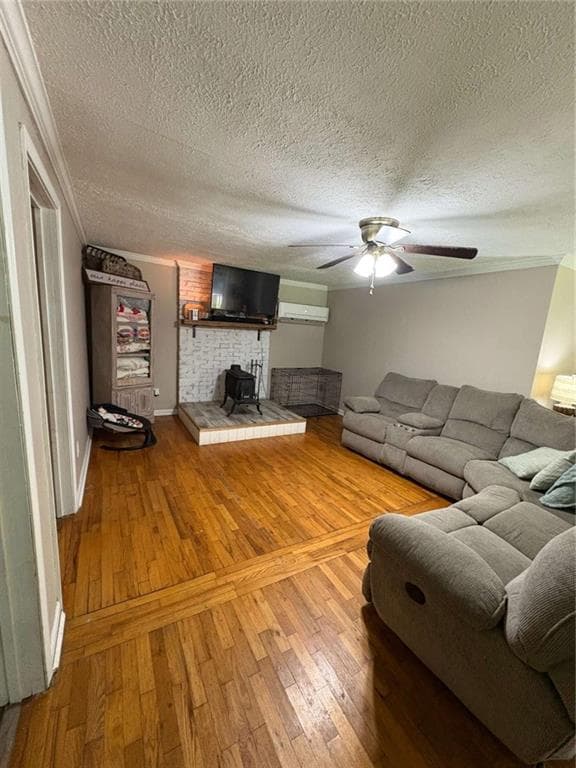 3 bedroom, 2 bathroom, 1,404 sq ft single family residence under contract at 1049 Prior Station Road, Cedartown, GA 30125 — photo 3