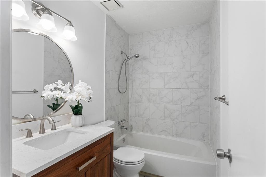 2 bedroom, 1 bathroom, 1,045 sq ft condominium for sale at 1009 McClelen Way, Decatur, GA 30033 — photo 5