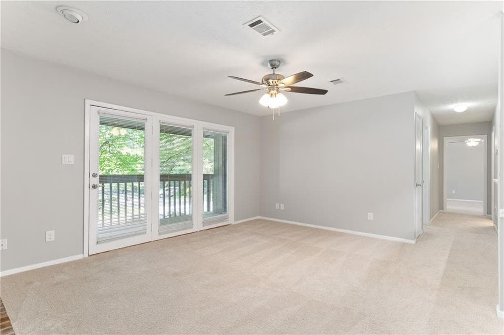 2 bedroom, 1 bathroom, 1,045 sq ft condominium for sale at 1009 McClelen Way, Decatur, GA 30033 — photo 8
