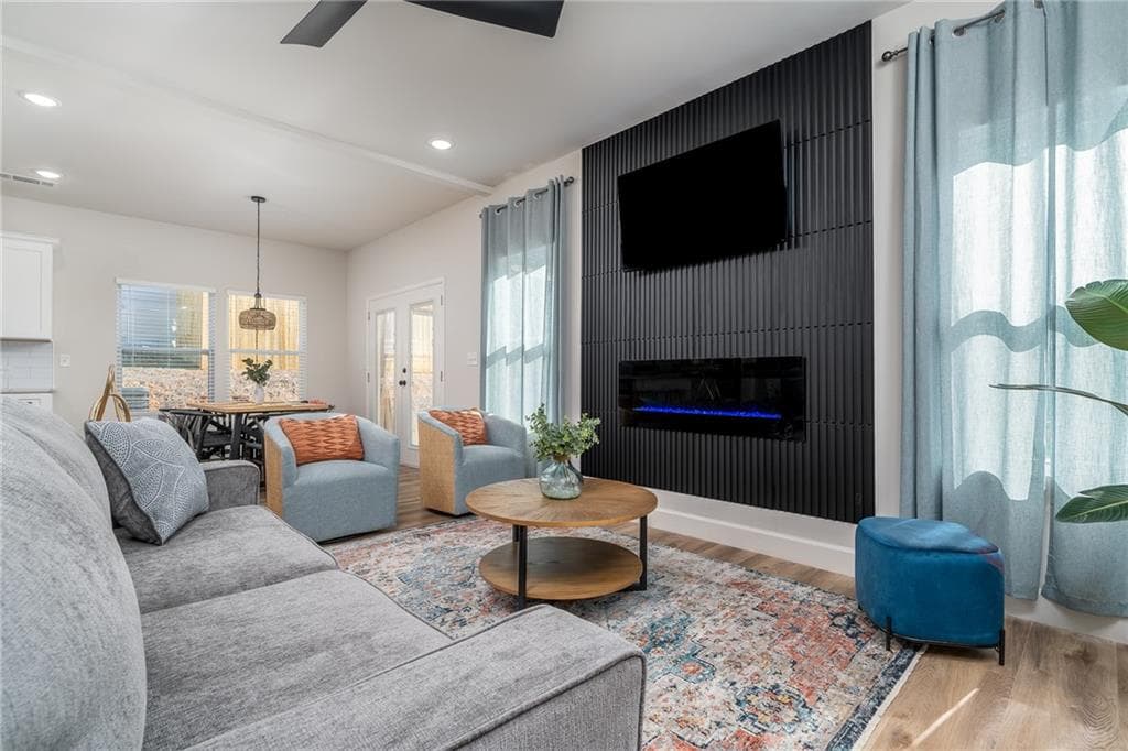 3 bedroom, 3 bathroom, 1,671 sq ft single family residence for sale at 3611 Tower Way, Gainesville, GA 30501 — photo 7