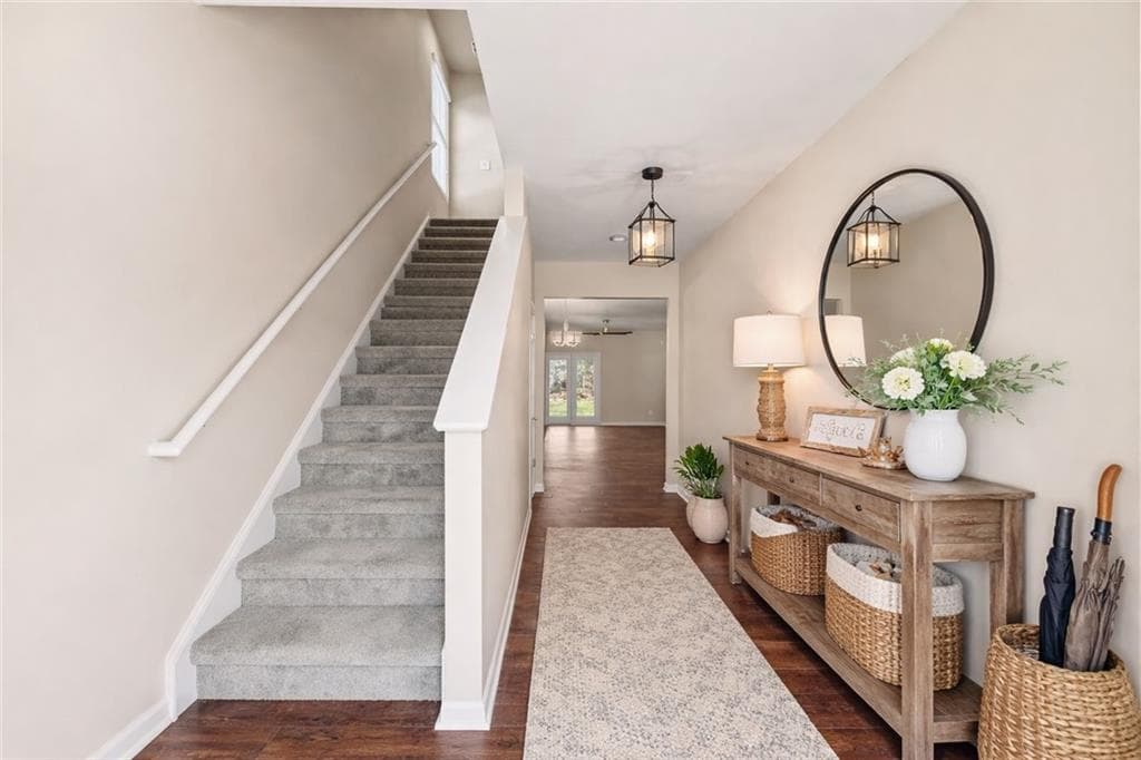 5 bedroom, 3 bathroom, 2,480 sq ft single family residence for sale at 201 Hayes Park Drive, Dallas, GA 30132 — photo 3