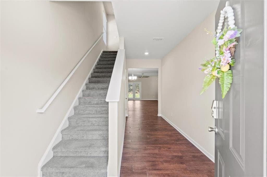 5 bedroom, 3 bathroom, 2,480 sq ft single family residence for sale at 201 Hayes Park Drive, Dallas, GA 30132 — photo 4