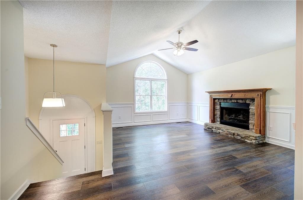 3 bedroom, 2 bathroom, 1,917 sq ft single family residence for sale at 290 Whispering Waters Drive, Jasper, GA 30143 — photo 10