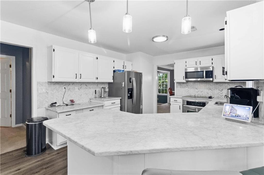 4 bedroom, 3 bathroom, 2,854 sq ft single family residence for sale at 1180 Roseberry Court, Grayson, GA 30017 — photo 4