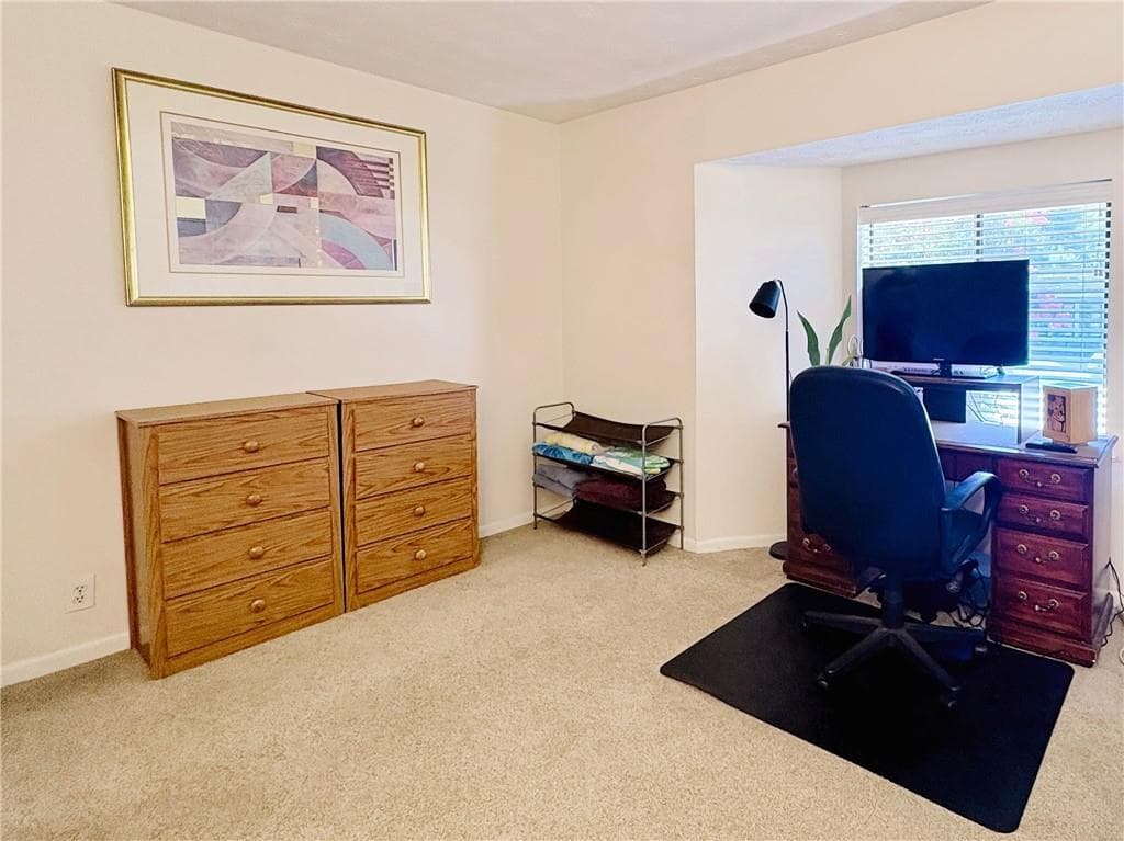 2 bedroom, 2 bathroom, 1,209 sq ft condominium for sale at 2937 Torreya Way, Marietta, GA 30067 — photo 9