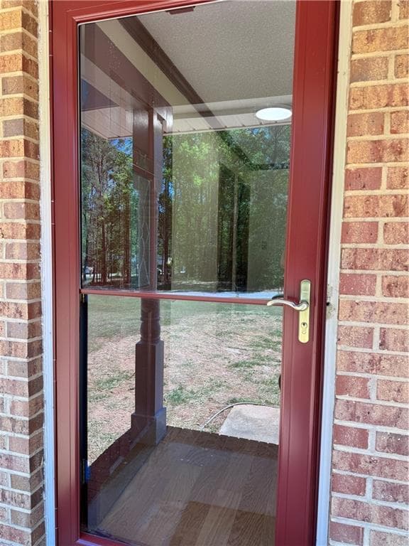 3 bedroom, 2 bathroom, 2,005 sq ft single family residence for sale at 700 Ponderosa Court, Fayetteville, GA 30214 — photo 7