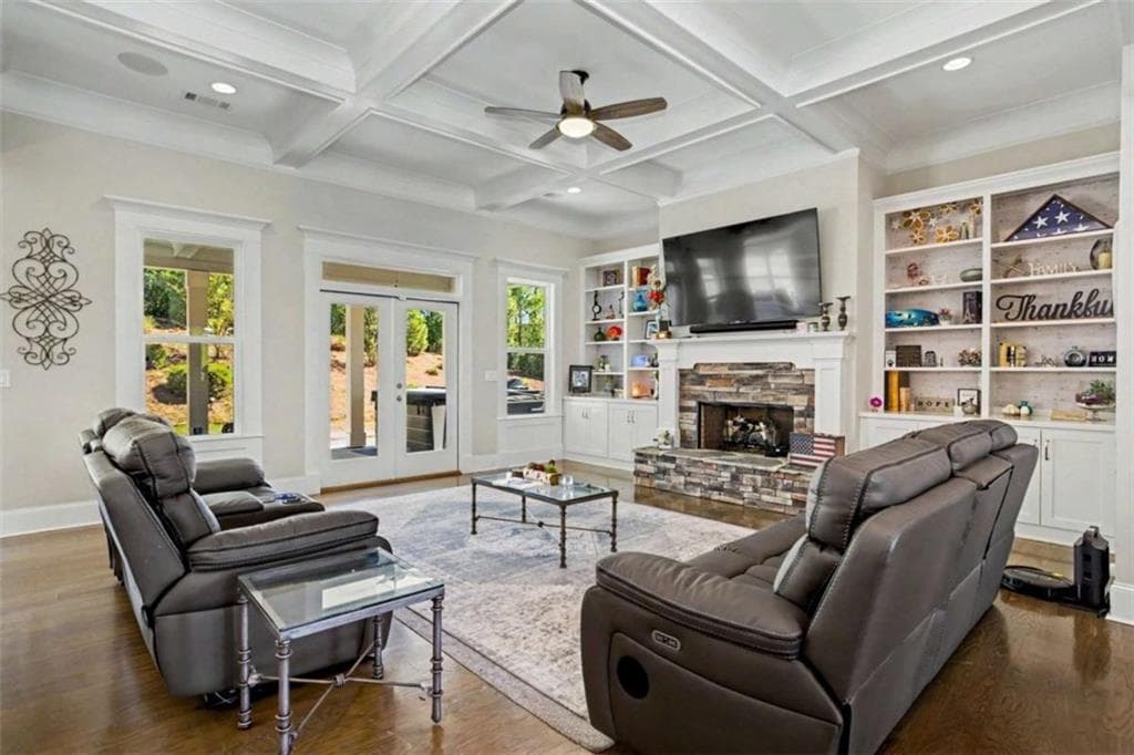 4 bedroom, 5 bathroom, 3,525 sq ft single family residence for sale at 126 Raintree Court, Newnan, GA 30265 — photo 9