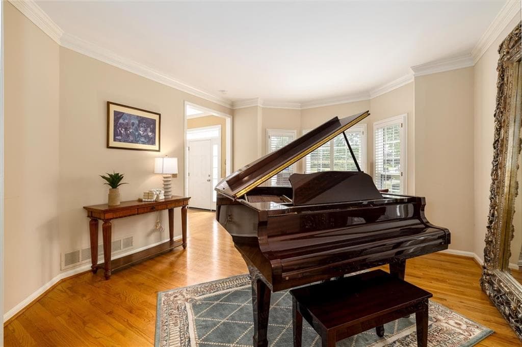 6 bedroom, 4 bathroom, 4,043 sq ft single family residence for sale at 1918 De Winton Place, Lawrenceville, GA 30043 — photo 9