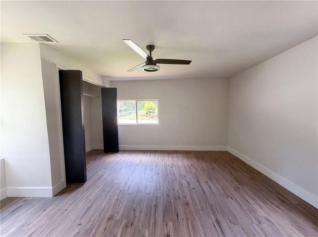 3 bedroom, 2 bathroom, 1,579 sq ft single family residence for sale at 470 Oak Drive, Atlanta, GA 30354 — photo 7