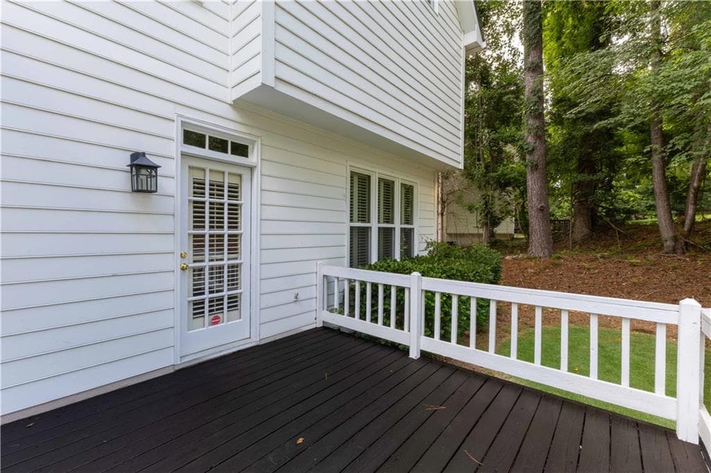 5 bedroom, 3 bathroom, 2,790 sq ft single family residence under contract at 185 Highview Trace, Fayetteville, GA 30215 — photo 6