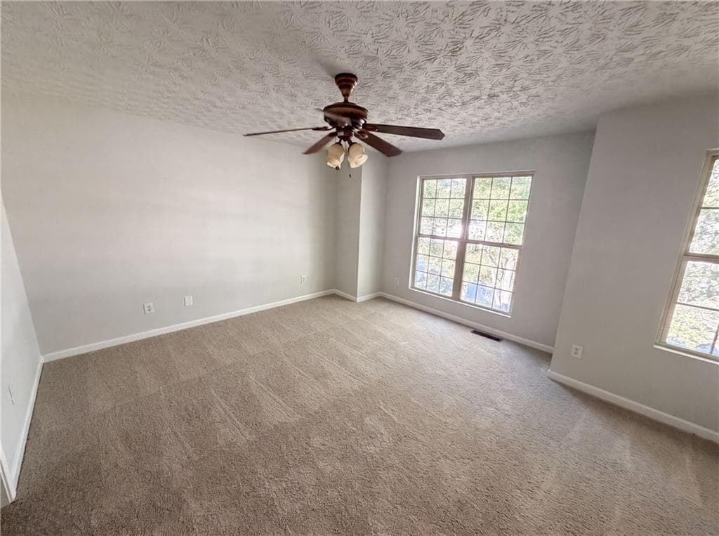 3 bedroom, 3 bathroom, 1,552 sq ft townhouse under contract at 7202 Gotland Street, Union City, GA 30291 — photo 4