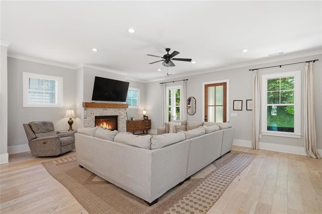 5 bedroom, 5 bathroom, 3,200 sq ft single family residence for sale at 190 Chestnut Street, Ball Ground, GA 30107 — photo 3