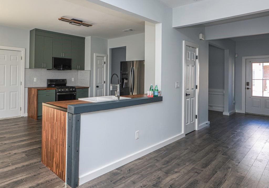 4 bedroom, 3 bathroom, 2,010 sq ft single family residence for sale at 1201 RED BUD Lane, Canton, GA 30114 — photo 7