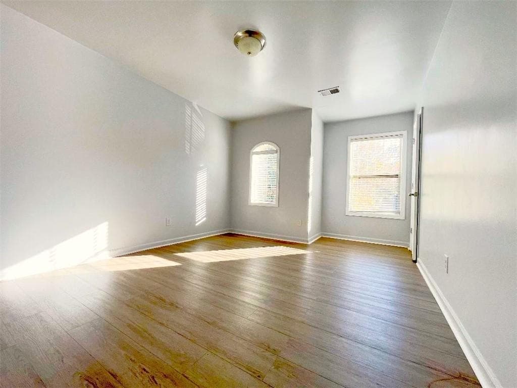 4 bedroom, 3 bathroom, 1,899 sq ft single family residence for rent at 2305 Harvest Ridge Circle, Buford, GA 30519 for $2,300 a month — photo 3