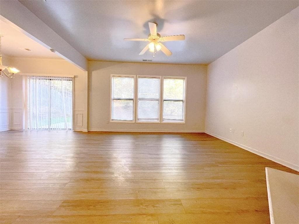 4 bedroom, 3 bathroom, 1,899 sq ft single family residence for rent at 2305 Harvest Ridge Circle, Buford, GA 30519 for $2,300 a month — photo 4