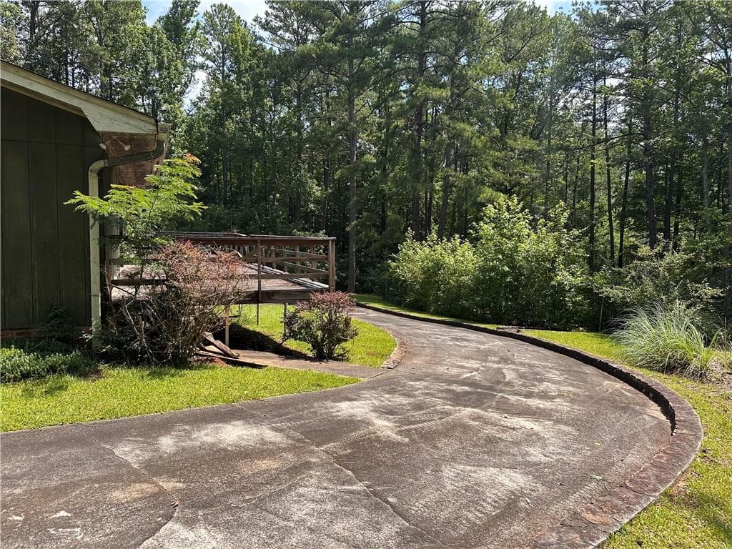 3 bedroom, 2 bathroom, 2,200 sq ft single family residence for sale at 4520 Thompson Road, Atlanta, GA 30349 — photo 7