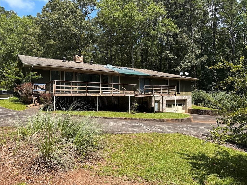 3 bedroom, 2 bathroom, 2,200 sq ft single family residence for sale at 4520 Thompson Road, Atlanta, GA 30349 — photo 8