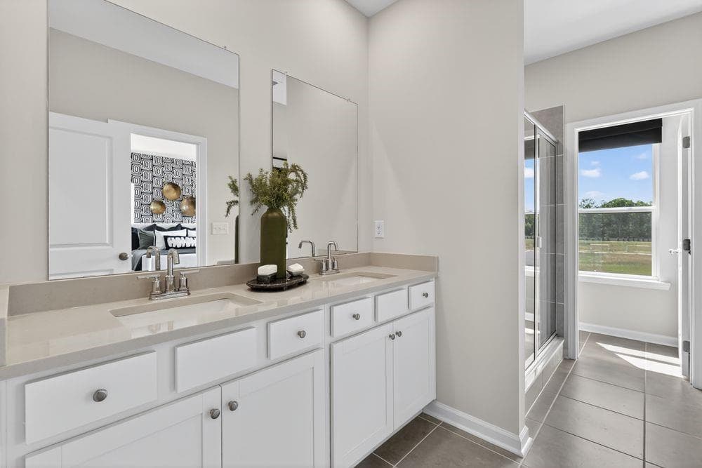 4 bedroom, 4 bathroom, 2,359 sq ft townhouse for sale at 743 Meadow Ridge Lane, Cumming, GA 30040 — photo 4