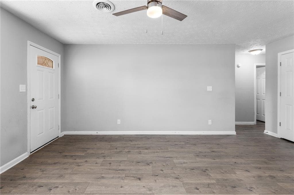 duplex for sale at 501 Timber Ridge Court, Lawrenceville, GA 30046 — photo 5