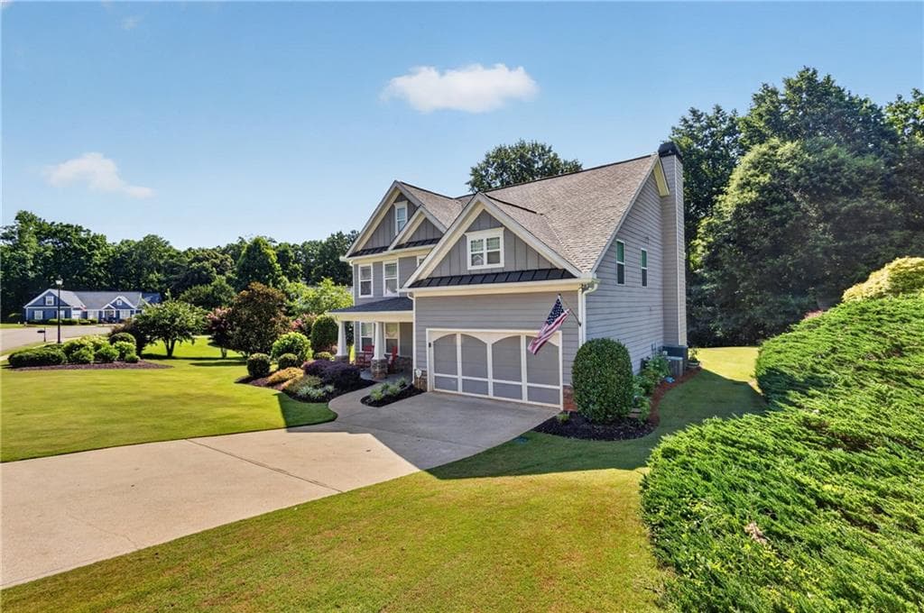 4 bedroom, 3 bathroom, 2,612 sq ft single family residence under contract at 5417 Woodstream Court, Gainesville, GA 30507 — photo 7