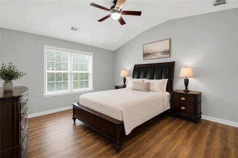3 bedroom, 3 bathroom, 2,514 sq ft single family residence for sale at 1208 Everwood Drive, Marietta, GA 30008 — photo 7