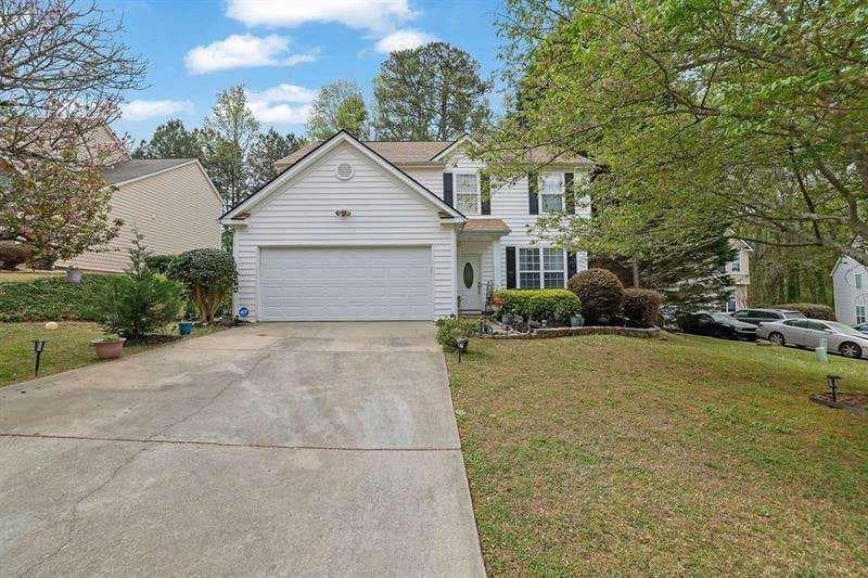 3 bedroom, 3 bathroom, 2,514 sq ft single family residence for sale at 1208 Everwood Drive, Marietta, GA 30008 — photo 9