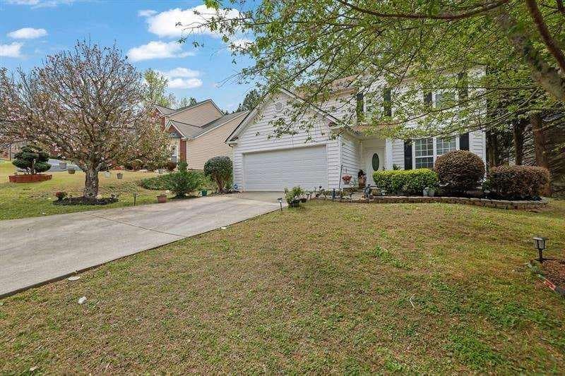 3 bedroom, 3 bathroom, 2,514 sq ft single family residence for sale at 1208 Everwood Drive, Marietta, GA 30008 — photo 10