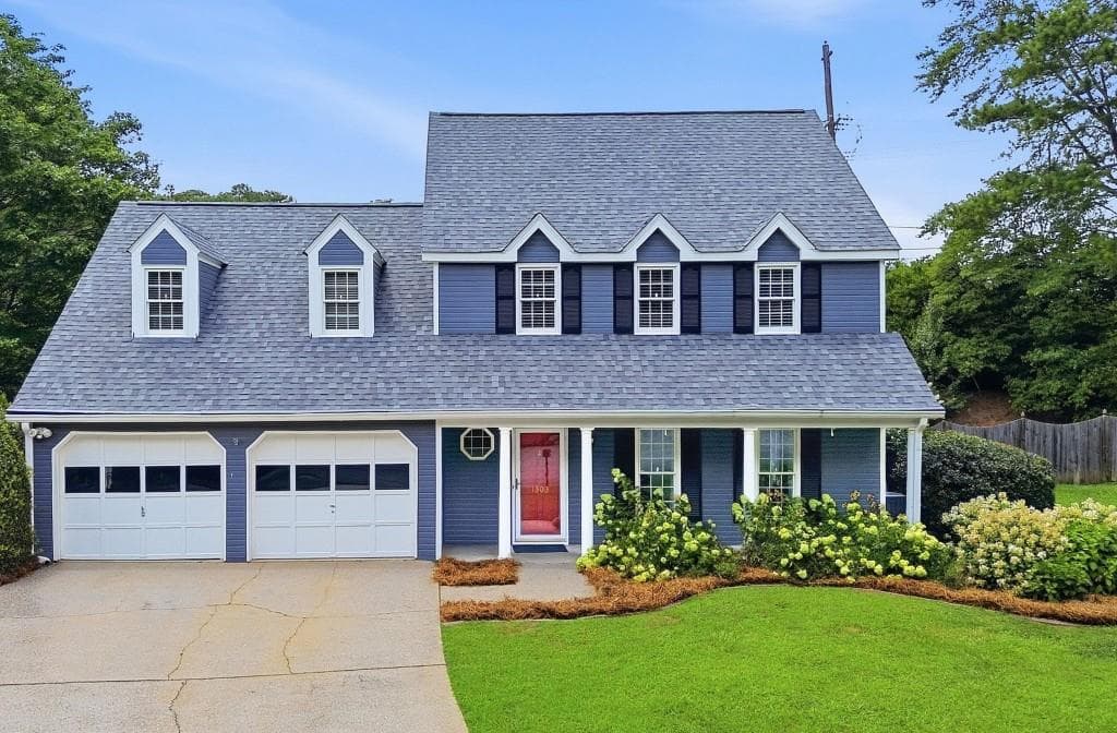 4 bedroom, 3 bathroom, 2,332 sq ft single family residence under contract at 1303 Partridge Way, Marietta, GA 30062 — photo 3