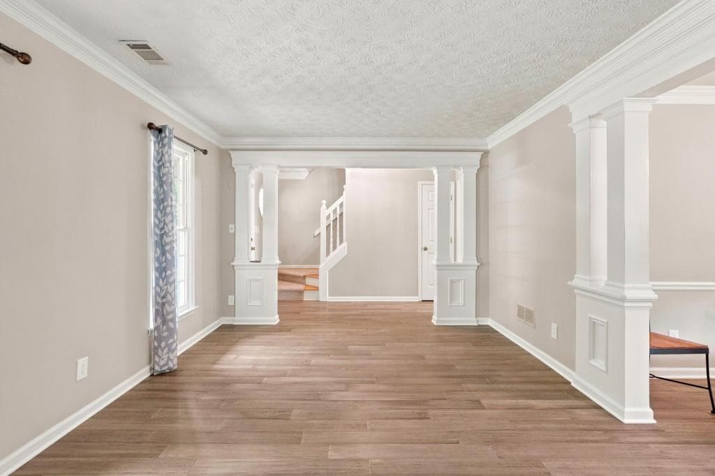 4 bedroom, 3 bathroom, 2,332 sq ft single family residence under contract at 1303 Partridge Way, Marietta, GA 30062 — photo 9