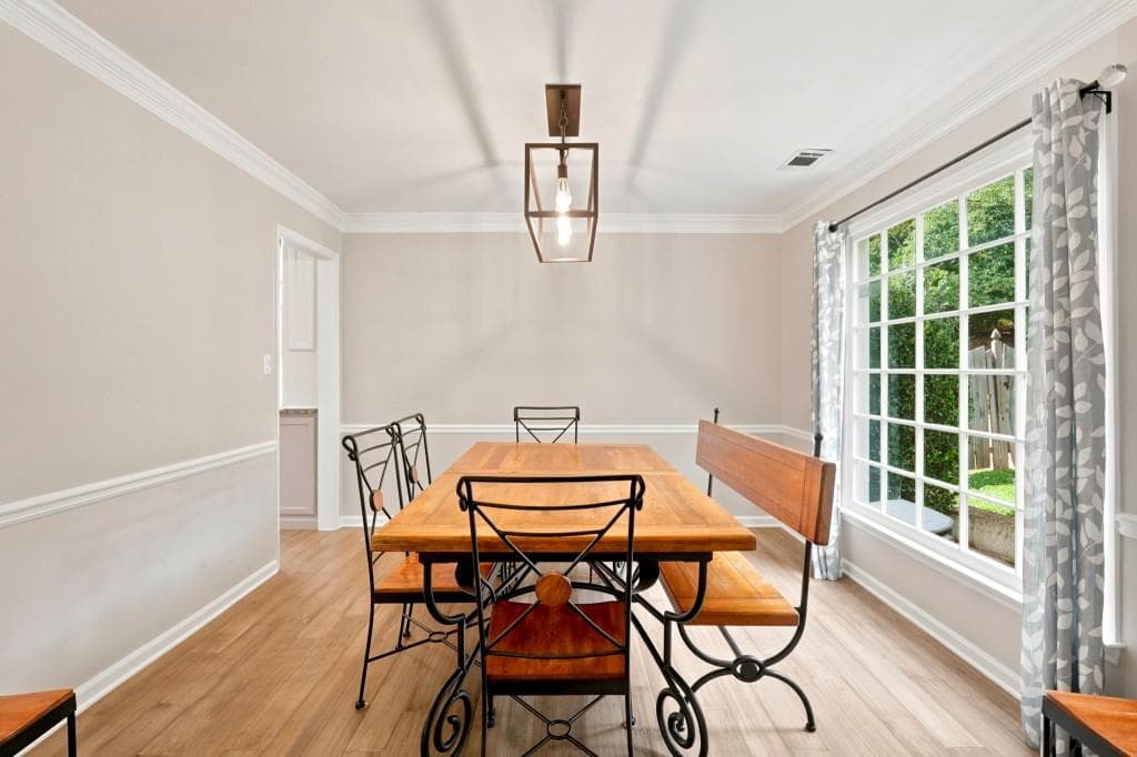 4 bedroom, 3 bathroom, 2,332 sq ft single family residence under contract at 1303 Partridge Way, Marietta, GA 30062 — photo 10