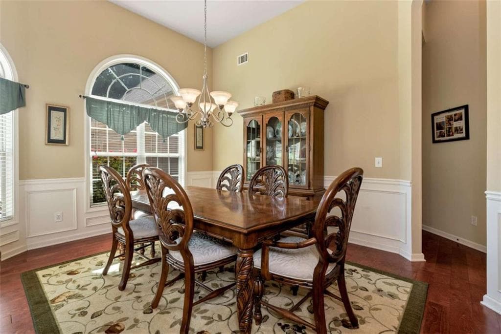 3 bedroom, 2 bathroom, 2,372 sq ft single family residence under contract at 222 Jefferson Walk Circle, Jefferson, GA 30549 — photo 8