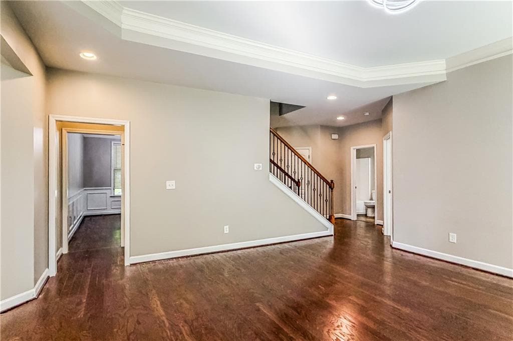 5 bedroom, 3 bathroom, 3,256 sq ft single family residence for sale at 449 Rockford Pass, Marietta, GA 30064 — photo 3