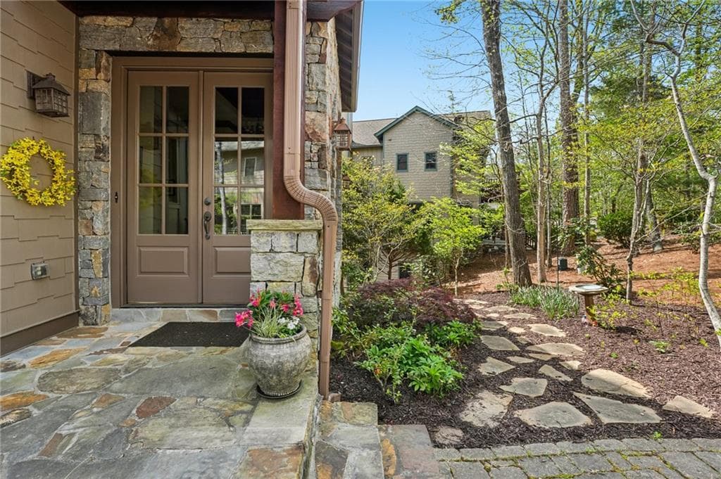 3 bedroom, 4 bathroom, 3,322 sq ft single family residence for sale at 63 Choctaw Ridge, Big Canoe, GA 30143 — photo 8