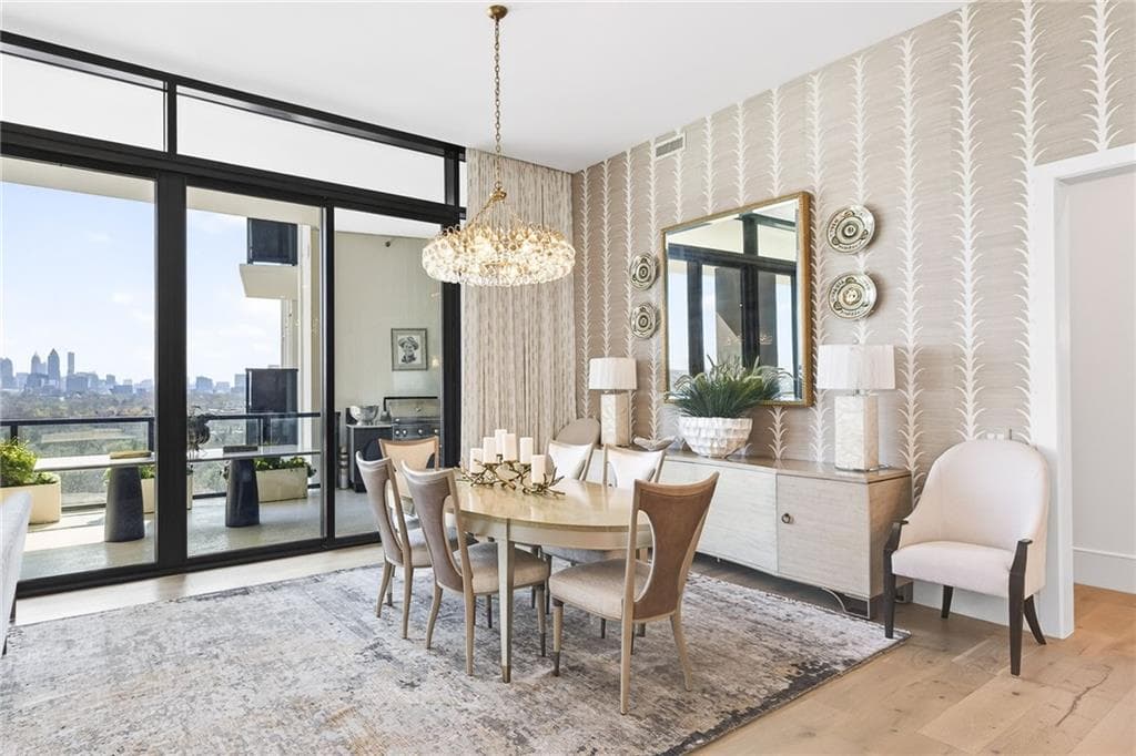 2 bedroom, 3 bathroom, 2,639 sq ft condominium for sale at 2425 Peachtree Road 1704, Atlanta, GA 30305 — photo 8