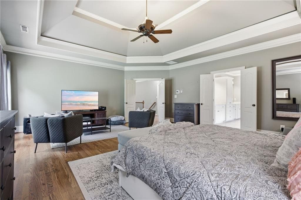 5 bedroom, 4 bathroom, 4,744 sq ft single family residence under contract at 5850 Cool Springs Drive, Cumming, GA 30040 — photo 4