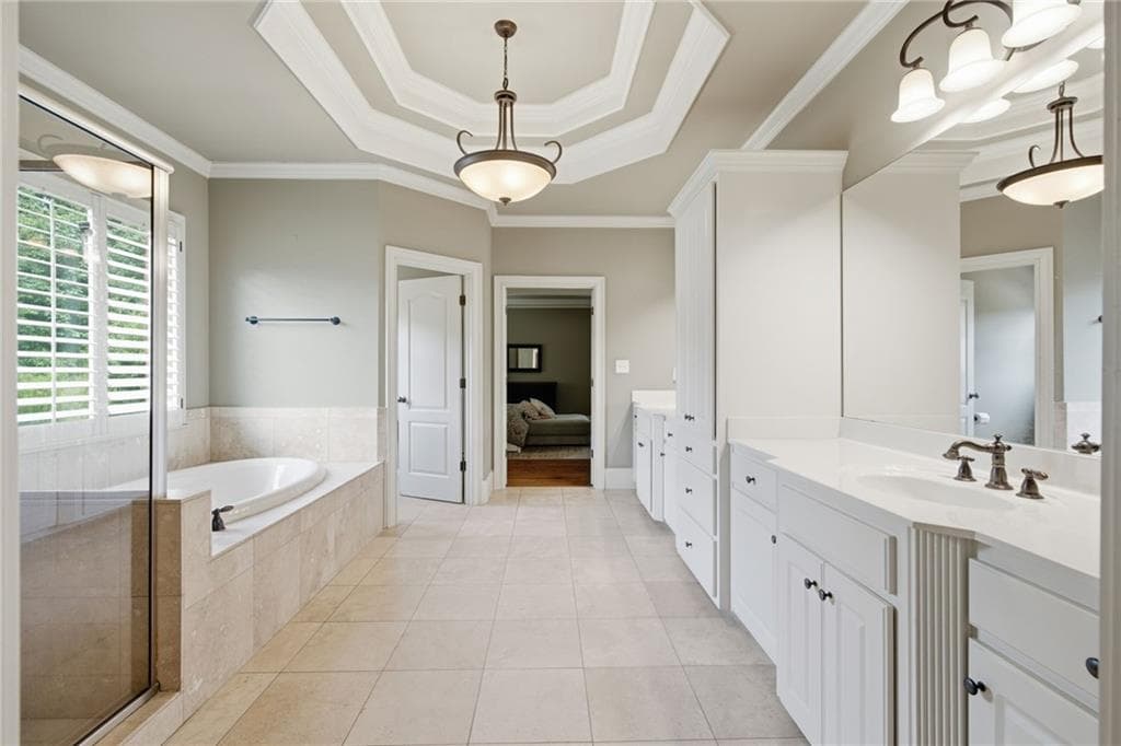 5 bedroom, 4 bathroom, 4,744 sq ft single family residence under contract at 5850 Cool Springs Drive, Cumming, GA 30040 — photo 10