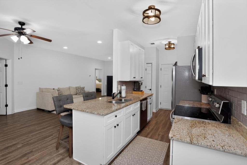 3 bedroom, 2 bathroom, 1,352 sq ft townhouse for sale at 198 Towne Villas Drive, Jasper, GA 30143 — photo 8