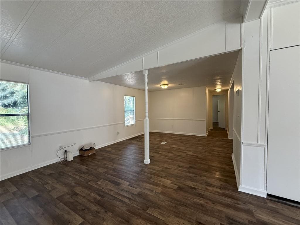 3 bedroom, 2 bathroom, 1,782 sq ft single family residence under contract at 143 Whitley Drive, Warner Robins, GA 31093 — photo 7