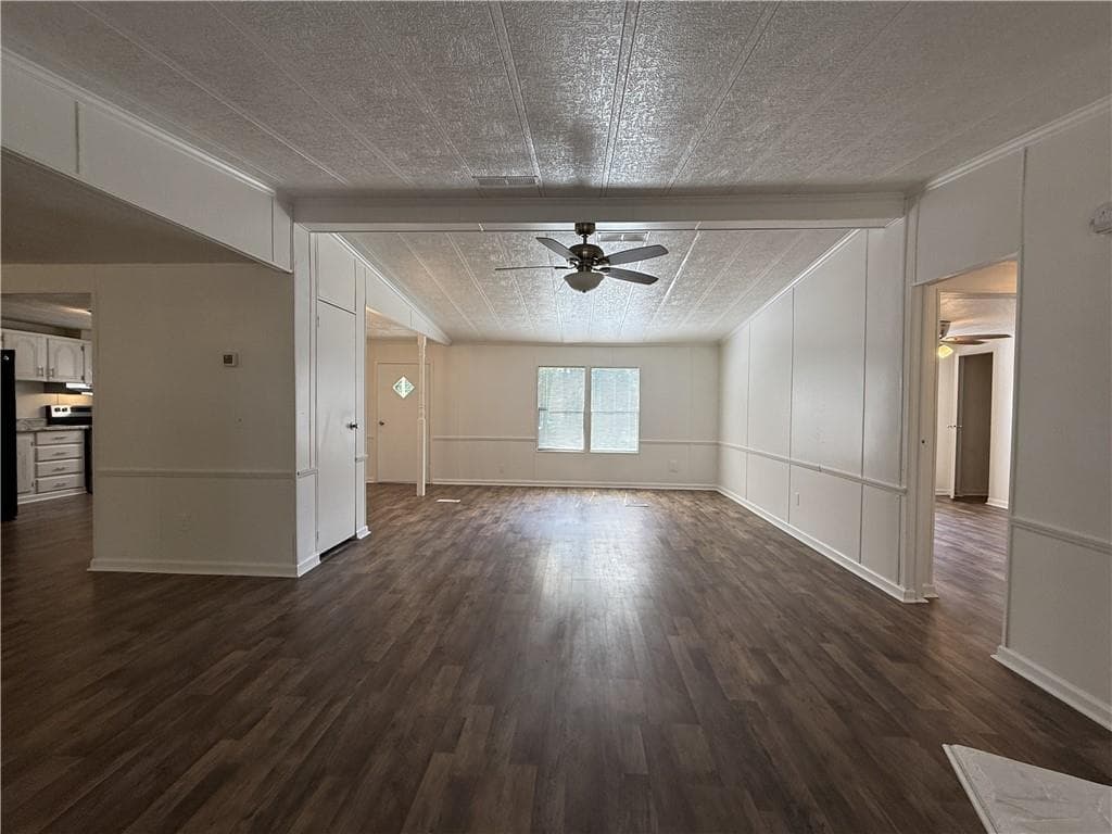 3 bedroom, 2 bathroom, 1,782 sq ft single family residence under contract at 143 Whitley Drive, Warner Robins, GA 31093 — photo 8