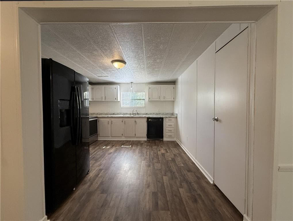3 bedroom, 2 bathroom, 1,782 sq ft single family residence under contract at 143 Whitley Drive, Warner Robins, GA 31093 — photo 9