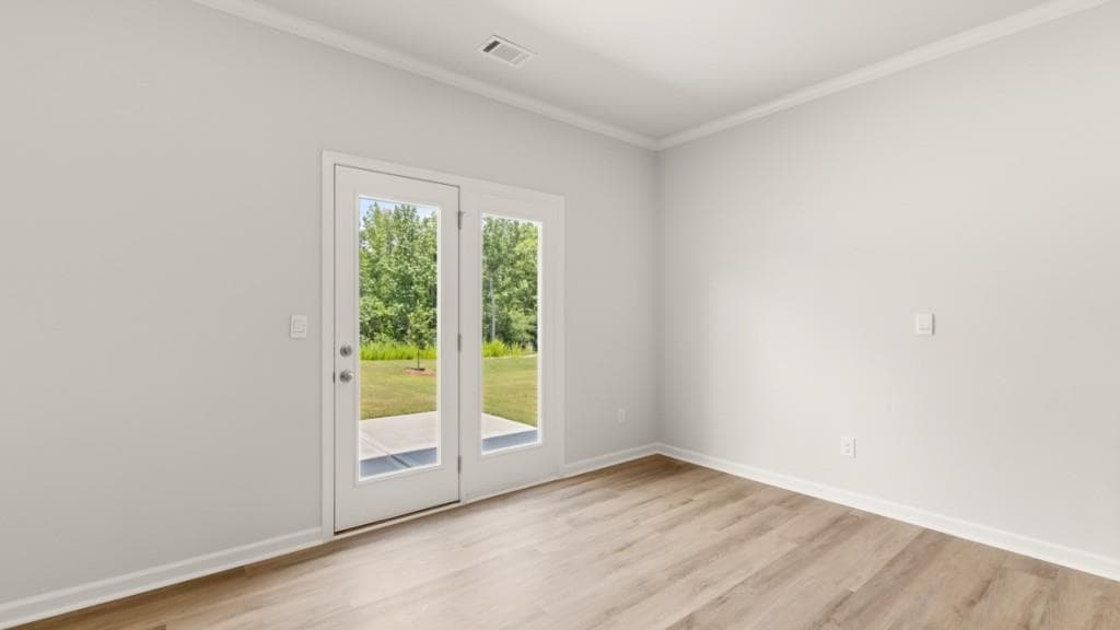 5 bedroom, 3 bathroom, 2,511 sq ft single family residence under contract at 813 Lost Creek Parkway, Dallas, GA 30132 — photo 9