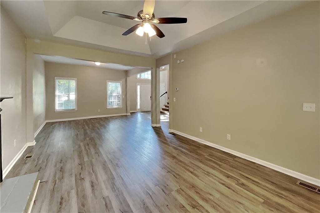 3 bedroom, 3 bathroom, 1,861 sq ft single family residence for rent at 3215 Aintree Chase, Cumming, GA 30028 for $2,340 a month — photo 2