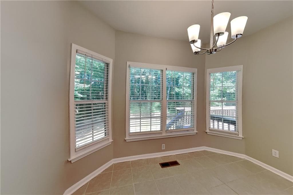 3 bedroom, 3 bathroom, 1,861 sq ft single family residence for rent at 3215 Aintree Chase, Cumming, GA 30028 for $2,340 a month — photo 5
