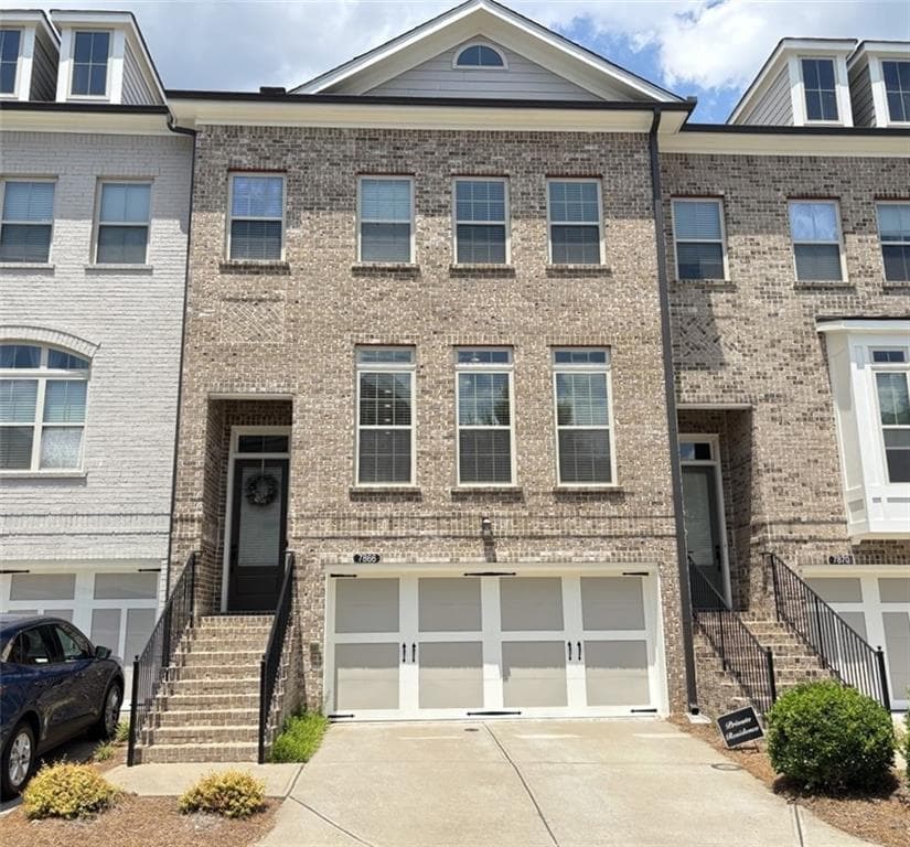 4 bedroom, 4 bathroom, 2,363 sq ft townhouse for rent at 7866 Laurel Crest Drive, Johns Creek, GA 30024 for $3,100 a month — photo 1 of 27