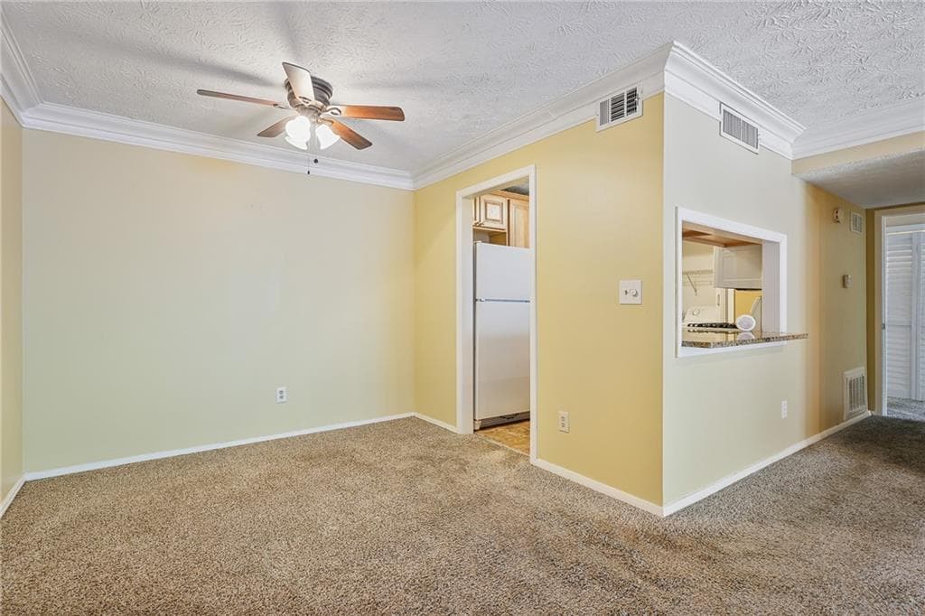 1 bedroom, 1 bathroom, 1,002 sq ft condominium for sale at 1014 Dunbar Drive, Atlanta, GA 30338 — photo 6
