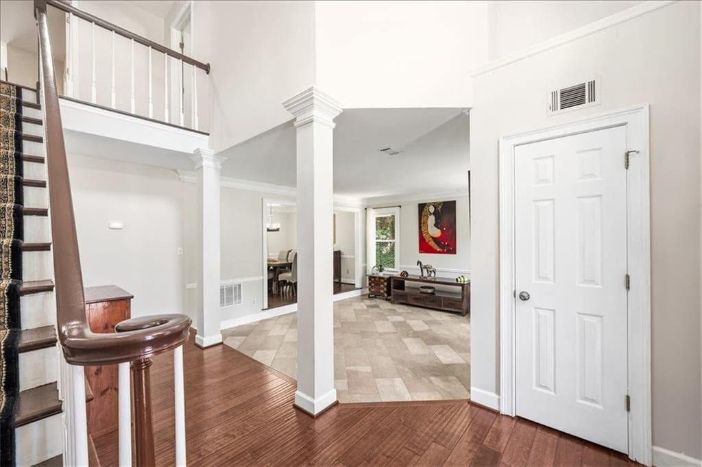 4 bedroom, 3 bathroom, 2,224 sq ft single family residence under contract at 5265 N Hillbrooke Trace, Johns Creek, GA 30005 — photo 4