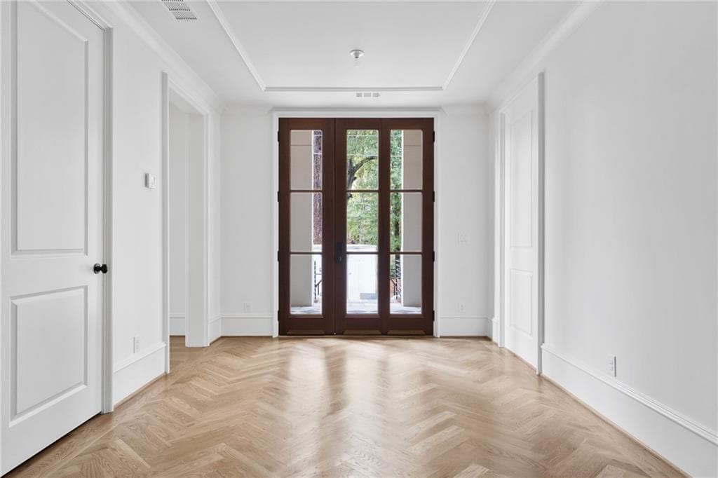 4 bedroom, 6 bathroom, 5,483 sq ft single family residence under contract at 81 Sheridan Drive, Atlanta, GA 30305 — photo 6