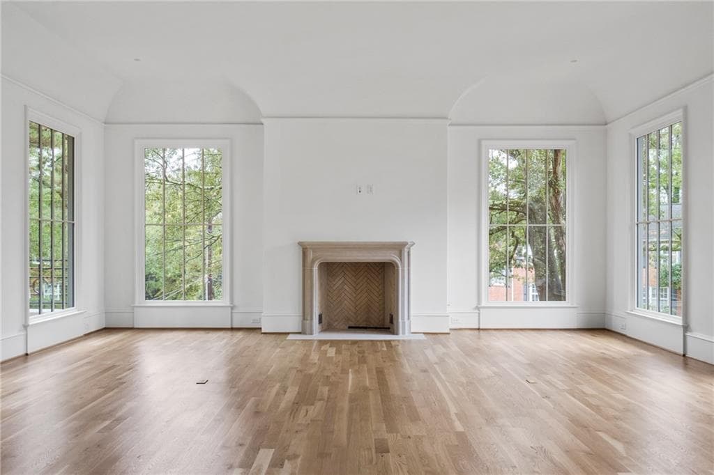 4 bedroom, 6 bathroom, 5,483 sq ft single family residence under contract at 81 Sheridan Drive, Atlanta, GA 30305 — photo 7