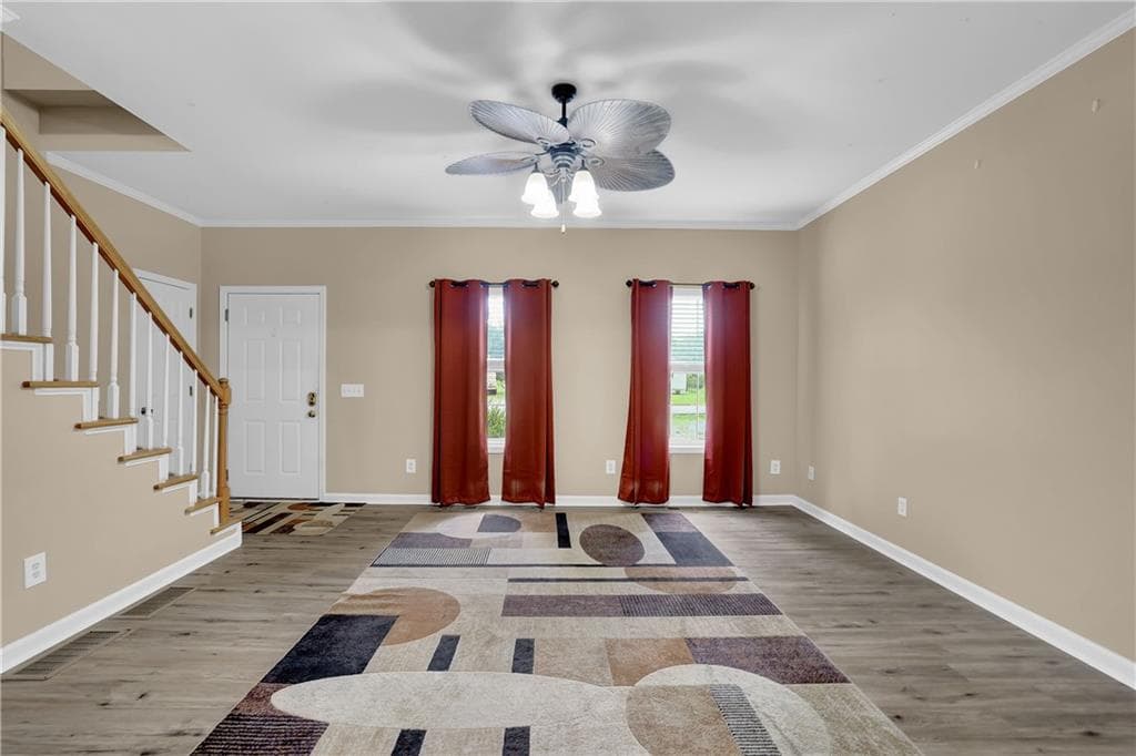 3 bedroom, 2 bathroom, 1,360 sq ft single family residence for sale at 5465 Mashburn Drive, Cumming, GA 30041 — photo 4