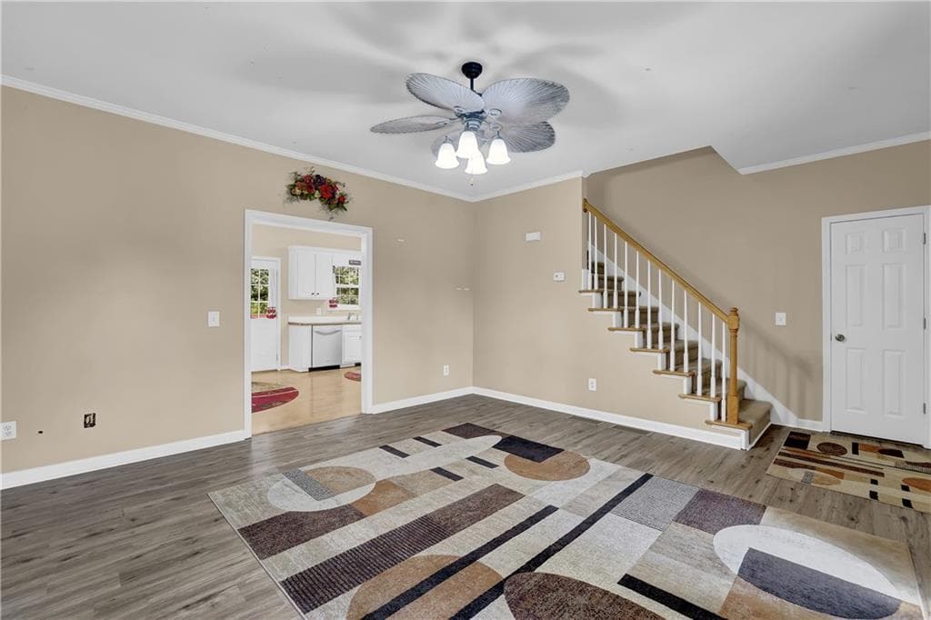 3 bedroom, 2 bathroom, 1,360 sq ft single family residence for sale at 5465 Mashburn Drive, Cumming, GA 30041 — photo 8